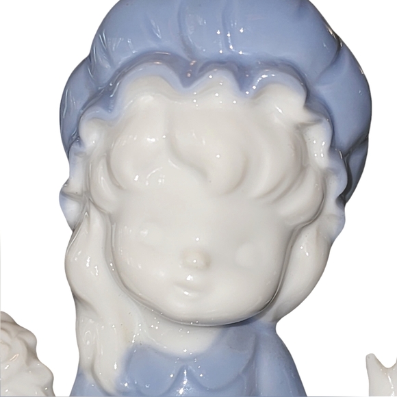 Vintage Enesco Japan Blue & White Ceramic Girl With Bouquet Night Light 6"X4"X3" - Picture 4 of 13